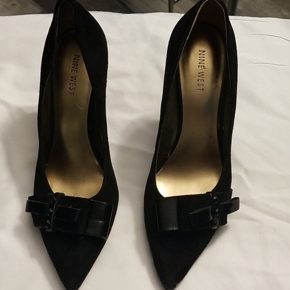 Nine West Shoes - Nine West black suede pumps. Size7 1/2